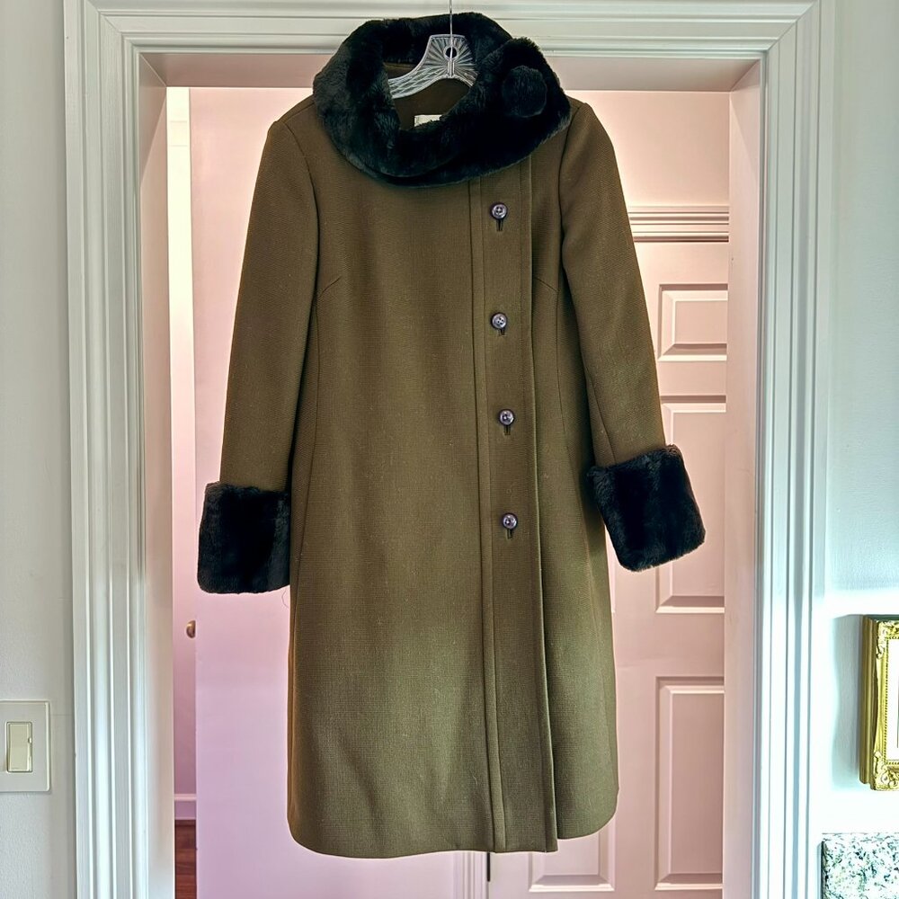 Vintage Olive Green Meis Boulevard Room Coat – Fur Collar – Small Fit - $150